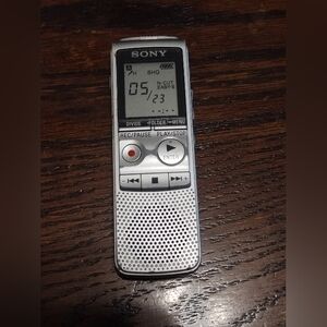 Sony ICD-BX112‎ 500 Hours 2 GB Digital Handheld Voice Recorder